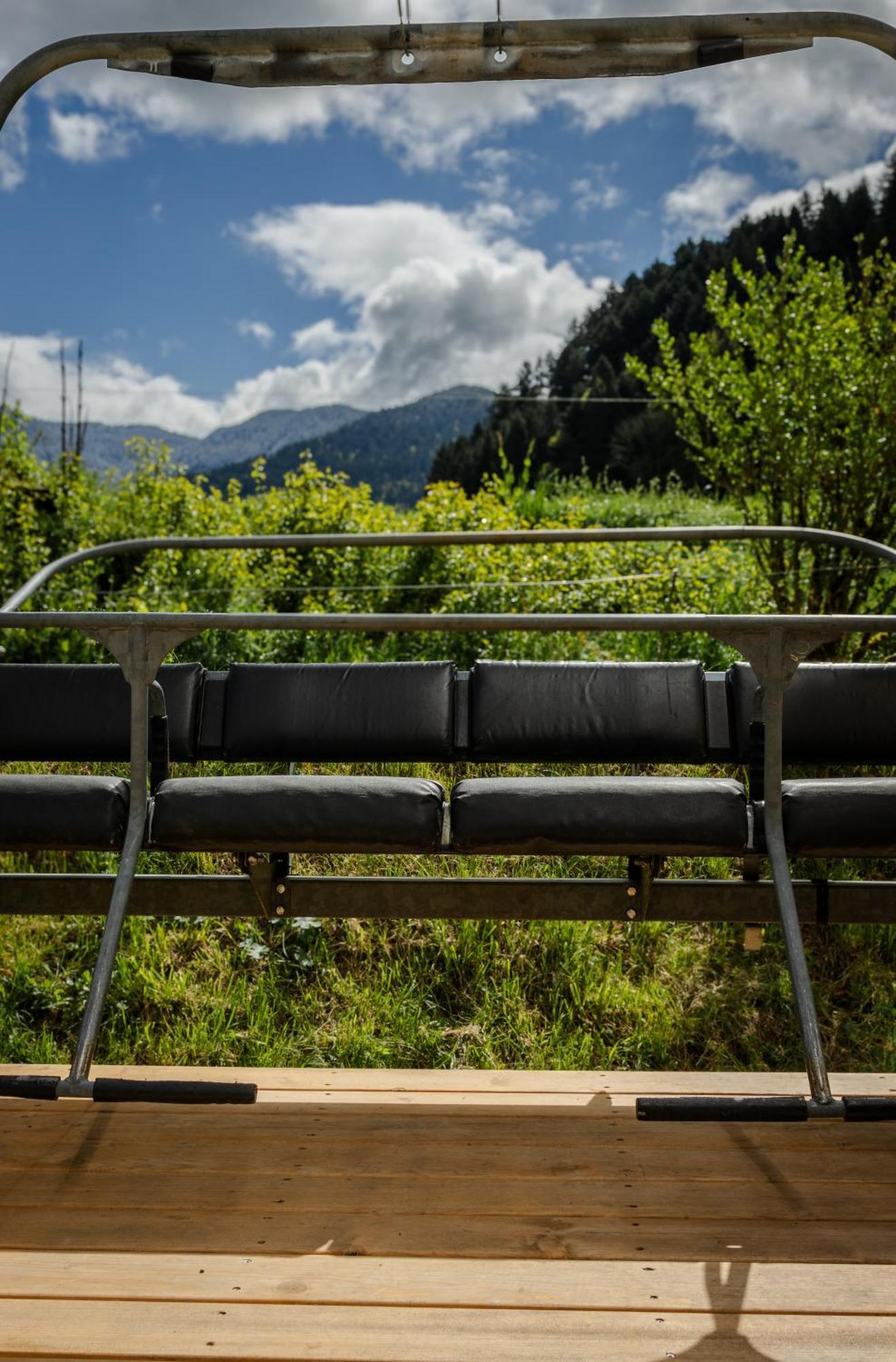 Camping Le Trejeux - Petit Chalet Thônes Екстериор снимка